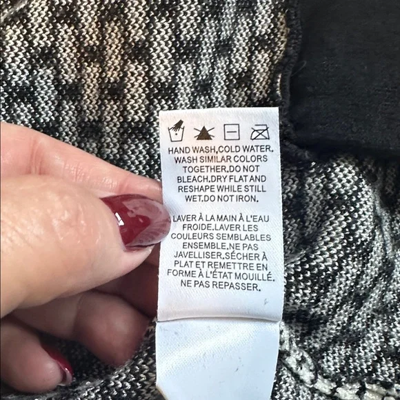 RW&Co cardigan - Picture 8 of 11